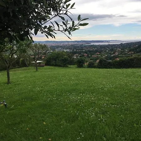 Excepcionales Vistas A La Bahia De Gijon *